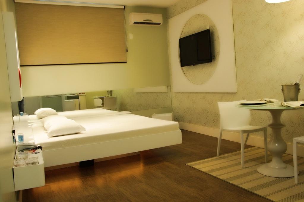 Pousada E Motel Blue Inn Каскавел Экстерьер фото
